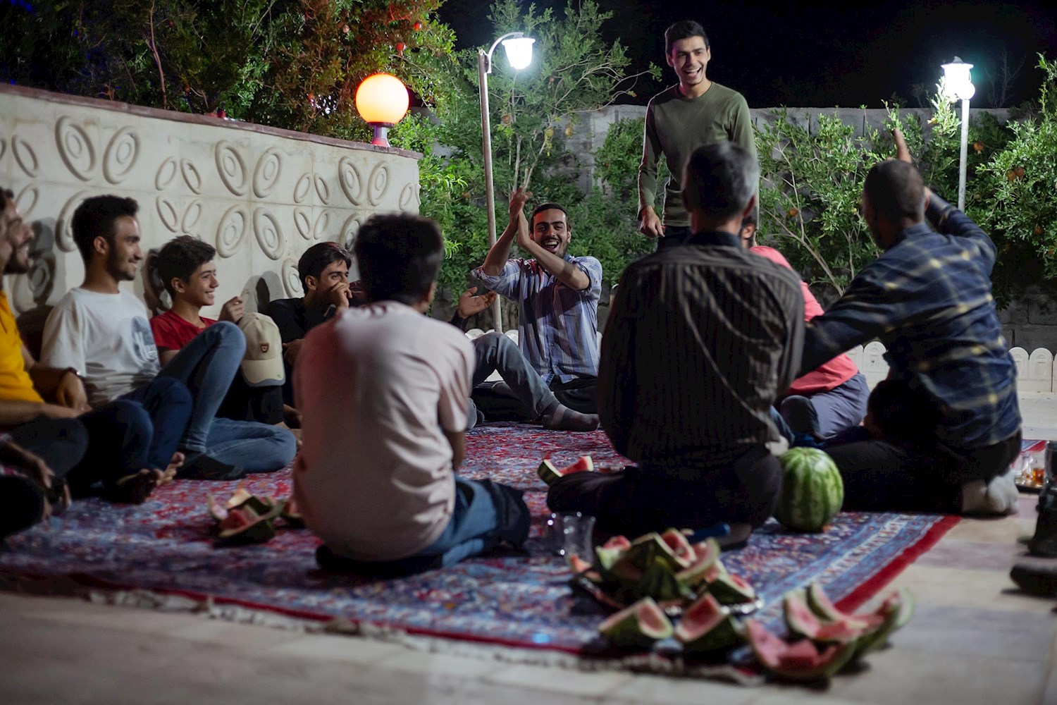 بخشی از عمل تربیتی می‌تواند در اردوها صورت می گیرد. اخوان با هماهنگی باشگاه فوتبال سپاهان اصفهان بچه های روستای رامشه و روستاهای اطراف را به اردو می برد.